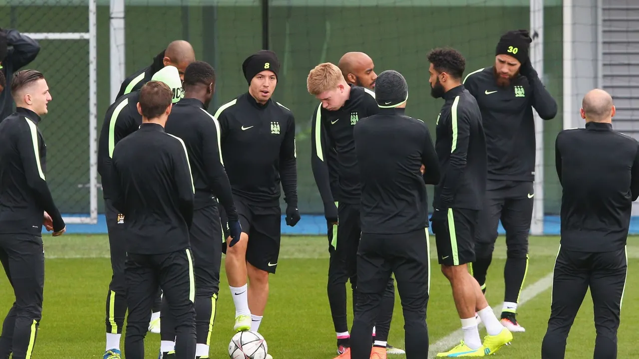 نجم أرسنال ومانشستر سيتي السابق يواجه فاتورة ضريبية ضخمة تبلغ 5 ملايين يورو في نزاع ضريبي، مع مصادرة ممتلكاته وتجميد حساباته المصرفية